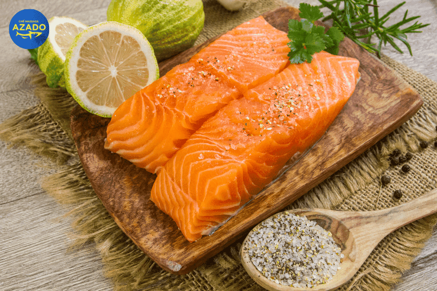 Người cao huyết áp được khuyến khích là nên ăn các loại cá béo như cá hồi, cá thu