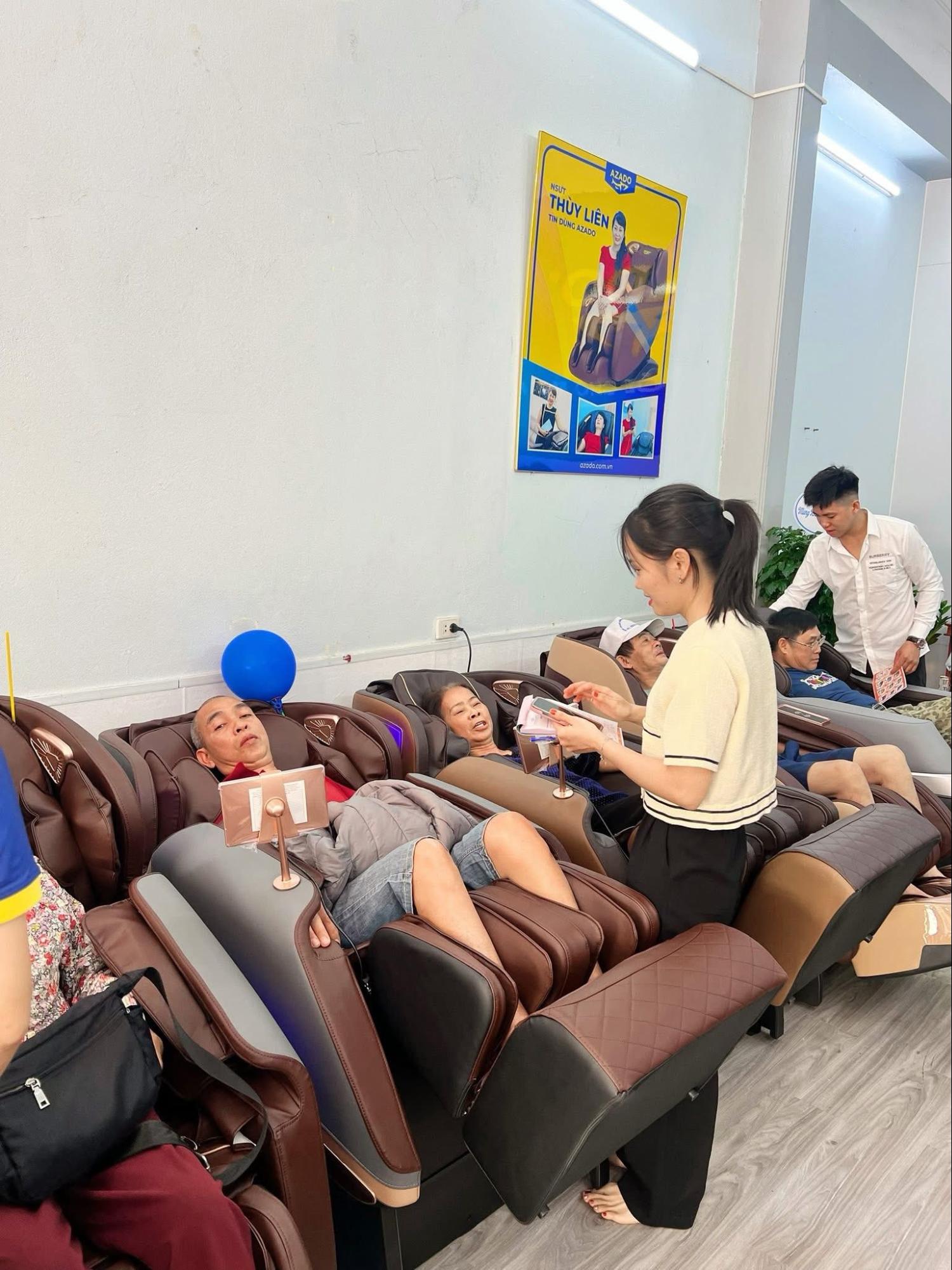 showroom ghe massage azado