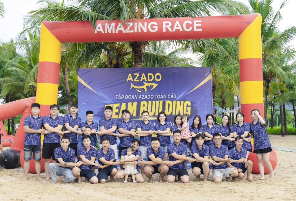 Toàn cảnh đội ngũ AZADO tại chương trình Team Building 2026